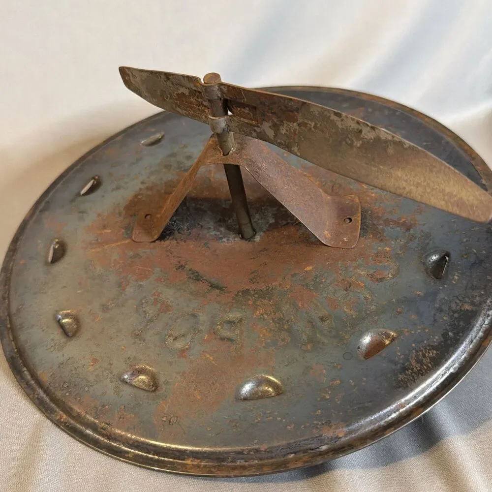 Vintage E-Z Corn Popper Pan with Lid Metal Red Wood Handle Primitive Rustic